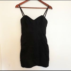 Aritzia  Talula  Holly Dress Sz 6 Black